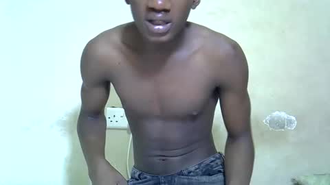 lovics online show from November 19, 4:40 pm