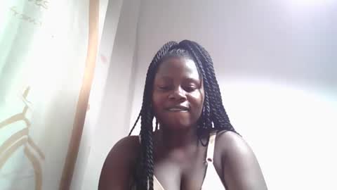 Snapshot of lovie_paula chatting on October 16, 10:22 pm lovie_paula online show from October 16, 10:22 pm