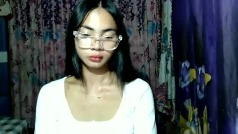 loving_rhean online show from July 16, 10:27 pm