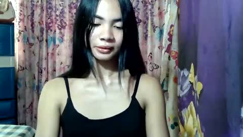 loving_rhean online show from July 19, 3:10 am