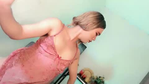 Lovingmonaru969 online show from May 12, 12:02 pm