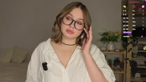 Eva online show from May 3, 5:52 pm