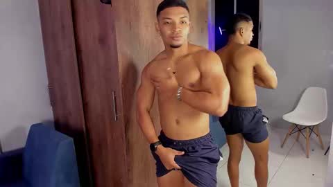 Lowiel online show from February 3, 5:51 pm