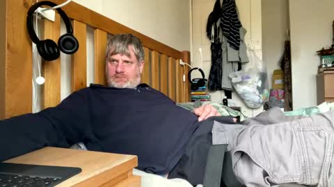 Snapshot of lowrylowry chatting on December 16, 9:14 am lowrylowry online show from December 16, 9:14 am