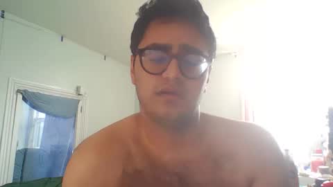 Snapshot of lpop81020 chatting on April 11, 6:34 pm lpop81020 online show from April 11, 6:34 pm