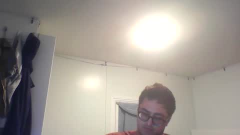 Snapshot of lpop81020 chatting on April 13, 1:11 am lpop81020 online show from April 13, 1:11 am