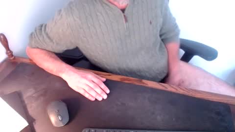 Snapshot of lreed090 chatting on February 13, 10:11 pm lreed090 online show from February 13, 10:11 pm