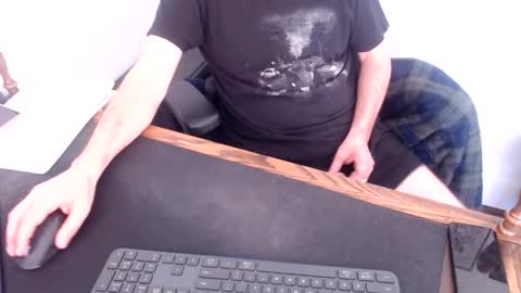 Snapshot of lreed090 chatting on March 5, 6:01 pm lreed090 online show from March 5, 6:01 pm