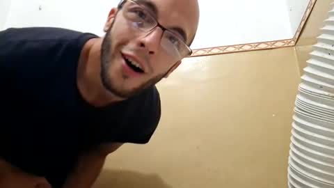 Lshot D online show from September 11, 9:04 pm