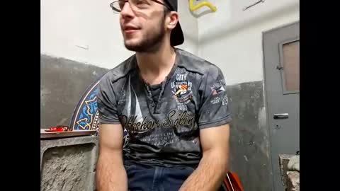 Snapshot of lshot_d chatting on November 15, 10:56 am Lshot D online show from November 15, 10:56 am