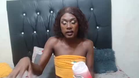 lsnnickykhanyile online show from November 5, 11:27 pm