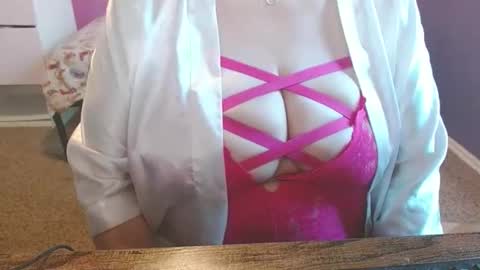 ltkinkygirl75 online show from February 11, 2:11 pm