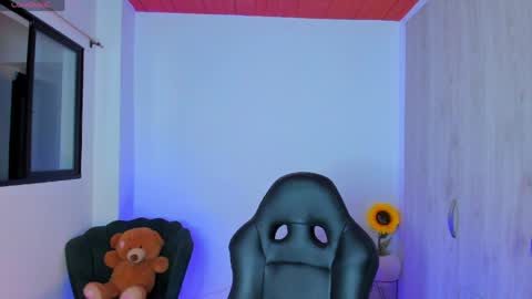 Luana online show from April 3, 12:36 pm