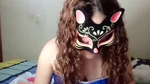 luanapowerful online show from February 8, 1:00 am