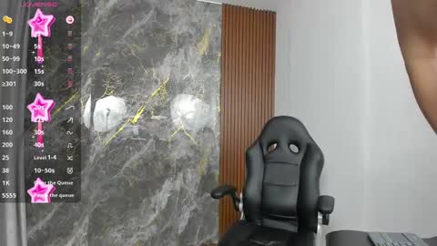 Snapshot of luandy_ chatting on March 1, 11:17 am lUAN online show from March 1, 11:17 am