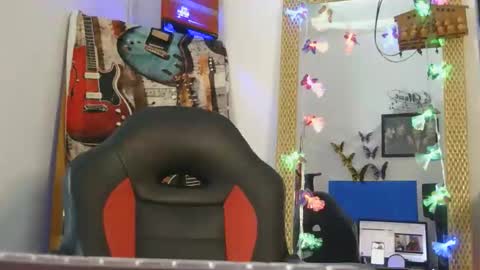 luanna837 online show from November 8, 9:35 pm