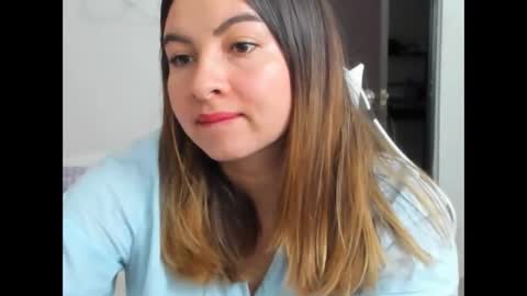 Snapshot of luara__01__lecat_1 chatting on March 31, 12:34 am luara__01__lecat_1 online show from March 31, 12:34 am