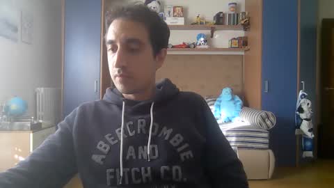 Snapshot of luca_f4 chatting on October 10, 2:38 pm Luca online show from October 10, 2:38 pm