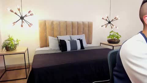 Snapshot of luca_morettii chatting on September 18, 12:07 pm luca_morettii online show from September 18, 12:07 pm