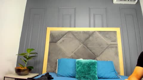 Snapshot of luca_morettii chatting on October 3, 12:13 pm luca_morettii online show from October 3, 12:13 pm