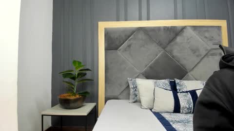 Snapshot of luca_morettii chatting on October 17, 4:09 pm luca_morettii online show from October 17, 4:09 pm