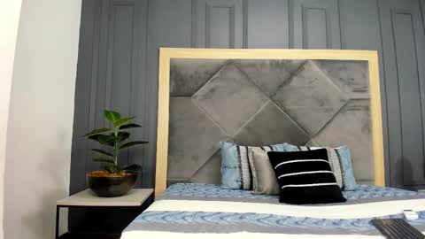 Snapshot of luca_morettii chatting on October 25, 12:34 pm luca_morettii online show from October 25, 12:34 pm