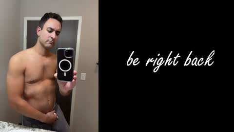 Snapshot of luca_presley chatting on March 29, 11:49 pm Luca online show from March 29, 11:49 pm