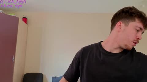 Luca S online show from April 2, 12:58 pm