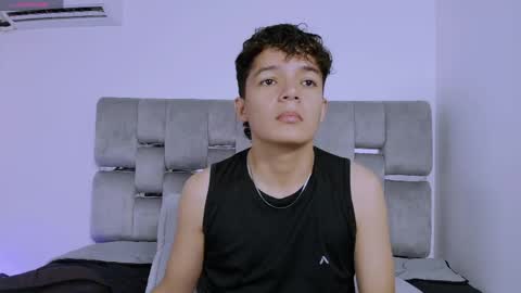 luca_voss1 online show from April 16, 11:55 am