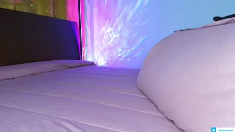 Snapshot of lucaa_ferrer chatting on June 28, 4:29 am Luca Ferrer online show from June 28, 4:29 am