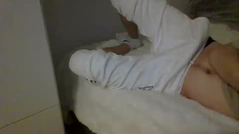 Snapshot of lucany__ chatting on December 24, 11:44 pm Luca online show from December 24, 11:44 pm