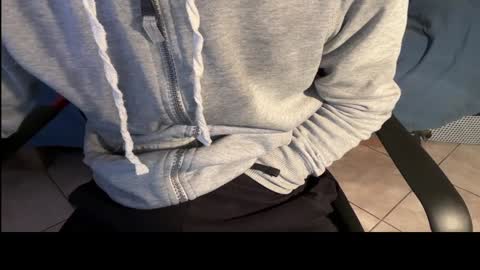 Snapshot of lucaprioli981 chatting on December 6, 7:56 pm luca online show from December 6, 7:56 pm