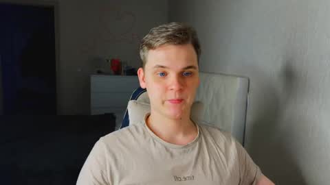 Lucas Gill online show from January 19, 3:21 am