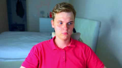 Lucas Gill online show from July 25, 9:12 pm