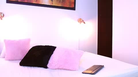 lucas_dream online show from May 1, 11:37 am