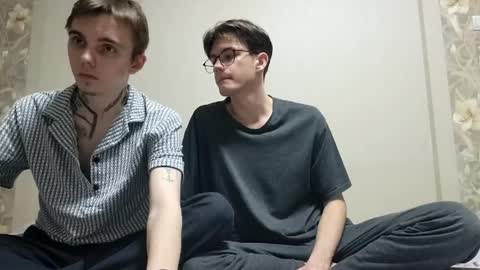 Lucas and James online show from March 31, 2:17 pm