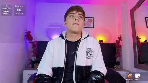 Lucas lovee online show from May 17, 1:51 pm