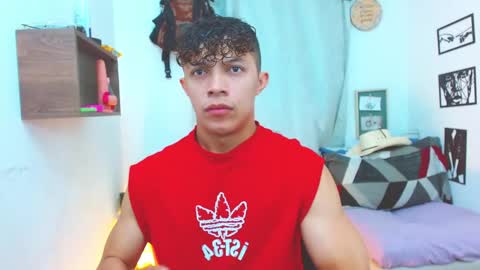 Lucas Luxx online show from September 17, 12:40 pm