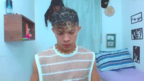 Lucas Luxx online show from October 13, 1:55 pm