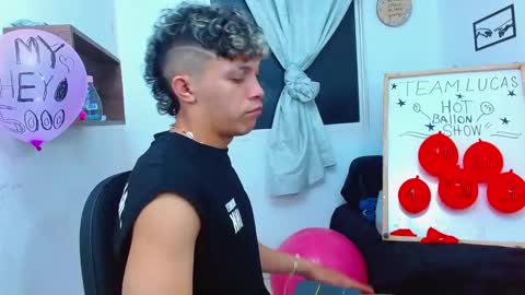 Lucas Luxx online show from November 18, 2:28 am