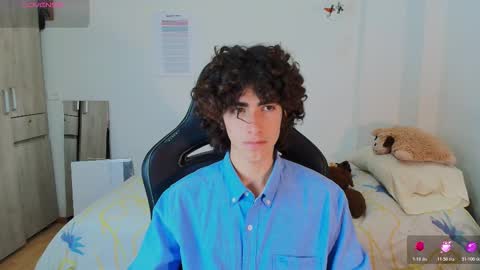 Snapshot of lucas_xo chatting on February 22, 2:56 am lucas_xo online show from February 22, 2:56 am