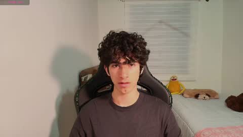 Snapshot of lucas_xo chatting on June 17, 3:20 am lucas_xo online show from June 17, 3:20 am