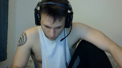 lucasbacon13 online show from December 3, 5:31 am