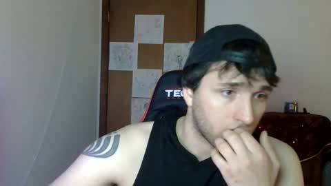 lucasbacon13 online show from February 13, 3:35 am