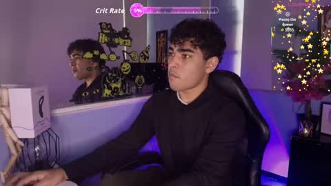 lucascarterr online show from October 15, 9:04 pm