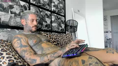 Snapshot of lucasexclusive chatting on February 8, 5:29 am lucasexclusive online show from February 8, 5:29 am