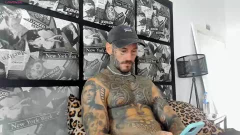 Snapshot of lucasexclusive chatting on March 1, 4:47 am lucasexclusive online show from March 1, 4:47 am