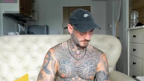 Snapshot of lucasexclusive chatting on September 15, 6:57 am lucasexclusive online show from September 15, 6:57 am