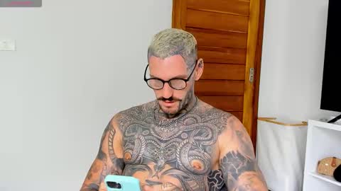 lucasexclusive online show from October 12, 6:12 am