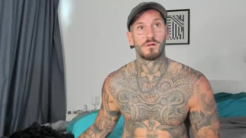 lucasexclusive online show from February 14, 4:09 am